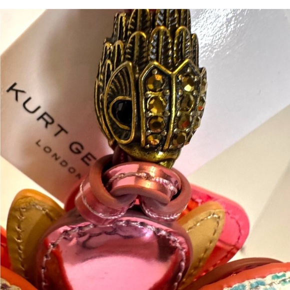 Kurt Geiger Floral Bag Charm and Dustbag NWT - Picture 8 of 9